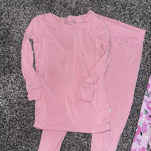 Little sleepies sets READ description - Picture 2 of 7